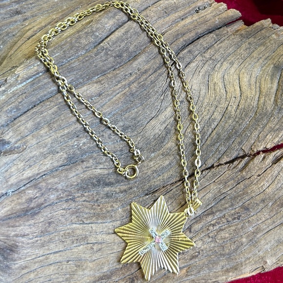 🍓GOLD PLATED VINTAGE JUNE BIRTHSTONE NECKLACE PINK MOONSTONE CROSS NECKLACE - Picture 4 of 4